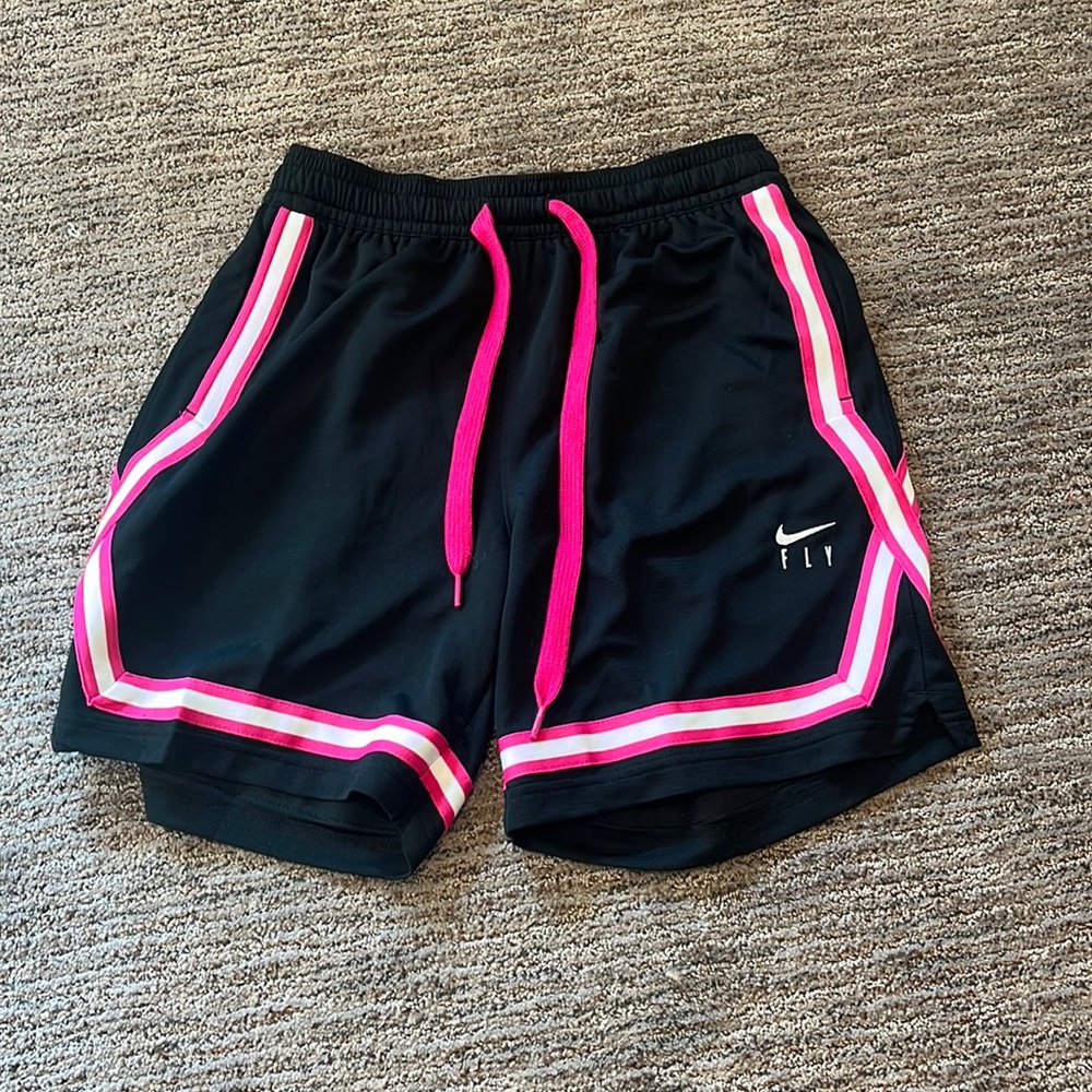 Brand new Nike fly basketball shorts